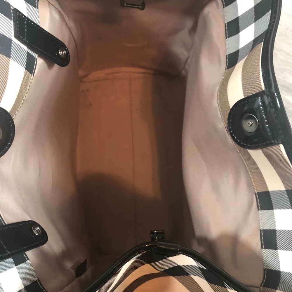SOLD! Burberry | Canterbury Tote - Picture 7 of 8